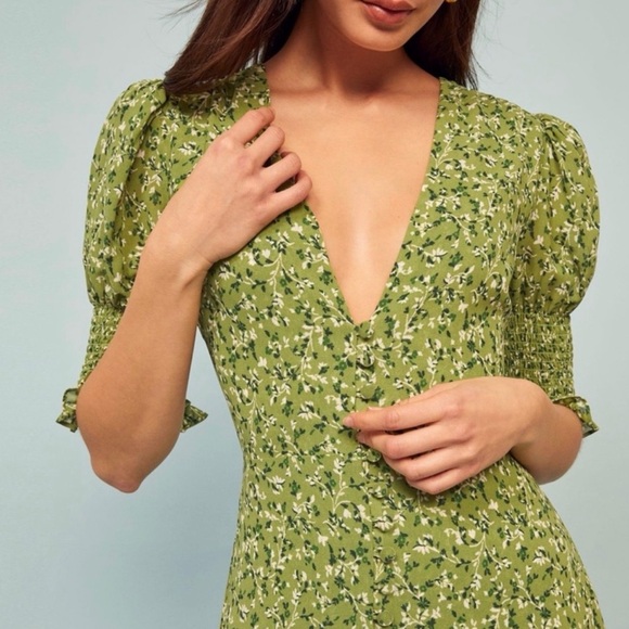 Reformation Alison Dress in Samantha NWT - Picture 3 of 3